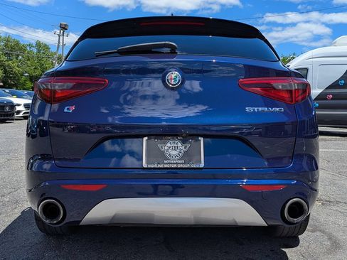 Used 2020 Alfa Romeo Stelvio Ti w/ Active Blind Spot Package AWD/4WD image 9