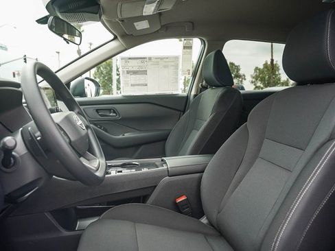 New 2026 Nissan Rogue S image 18