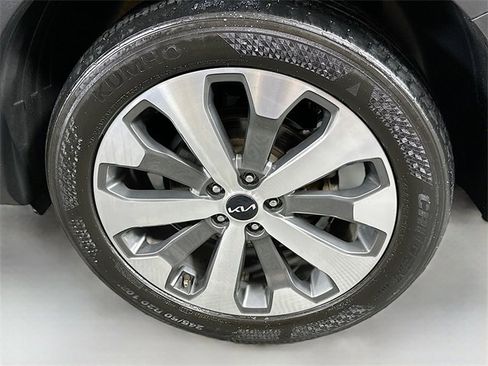 Used 2022 Kia Telluride S image 33