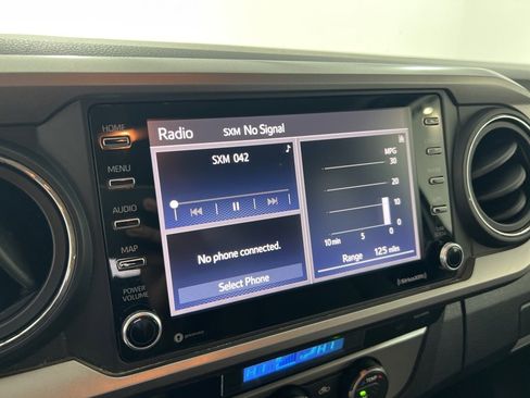 Used 2021 Toyota Tacoma SR5 w/ Technology Package image 12