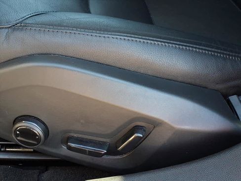 Used 2025 Volvo S60 B5 Core image 28