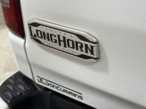 Used 2022 RAM 1500 Limited w/ Body Color Bumper Group AWD/4WD image 26