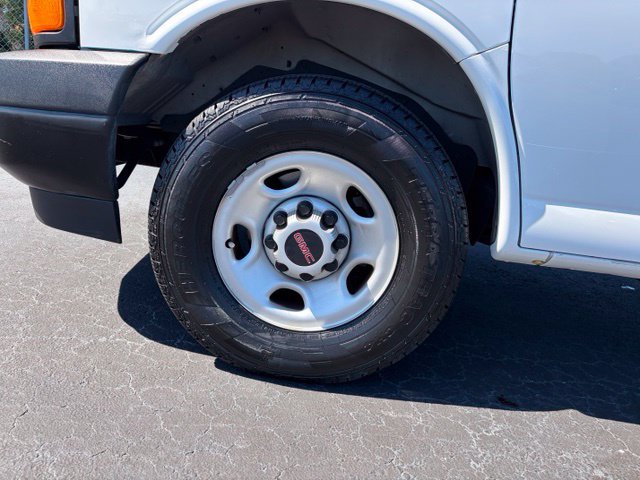Used 2023 GMC Savana 2500 w/ Driver Convenience Package RWD image 9