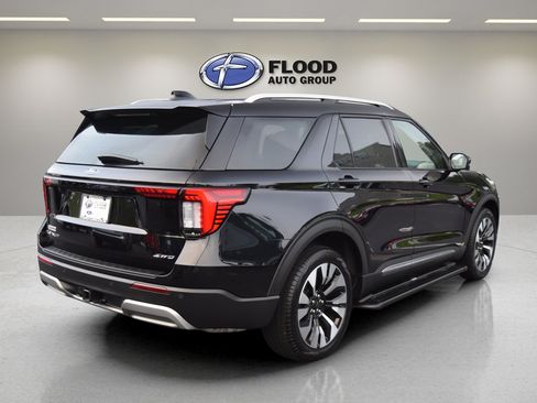 Used 2026 Ford Explorer Platinum w/ LUX Leather Package AWD/4WD image 4