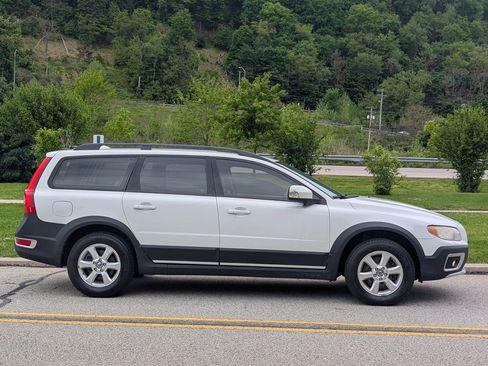 Used 2008 Volvo XC70 3.2 AWD/4WD image 3