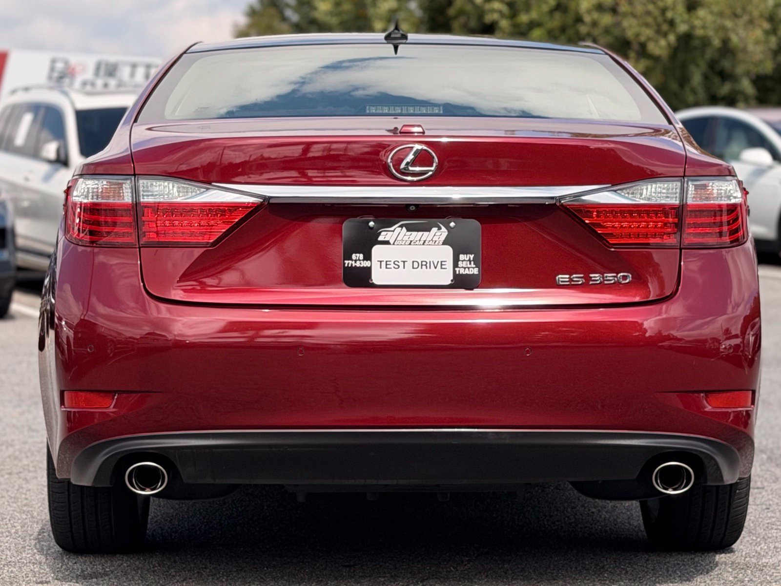 Used 2015 Lexus ES 350 w/ Ultra Luxury Package FWD image 4