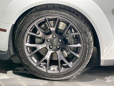 Used 2020 Dodge Challenger SRT Hellcat image 9