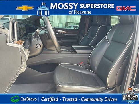Certified 2023 Cadillac Escalade ESV Premium Luxury w/ LPO, Floor Liner Package AWD/4WD image 12