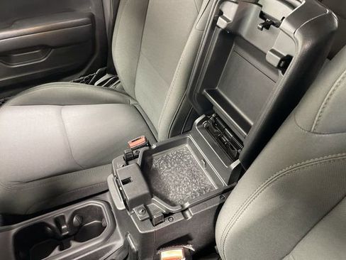 Used 2021 Jeep Gladiator Willys image 21