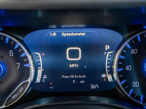 New 2026 Chrysler Pacifica Pinnacle image 45