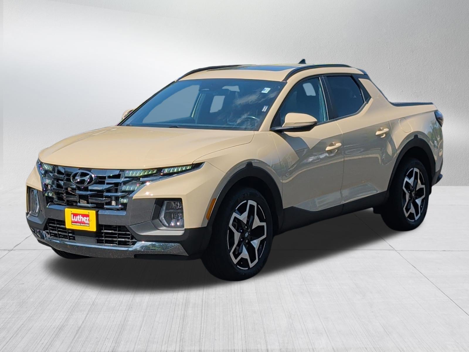 Used 2022 Hyundai Santa Cruz Limited AWD/4WD image 3