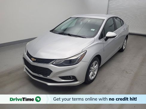 Used 2018 Chevrolet Cruze LT w/ Convenience Package FWD image 1