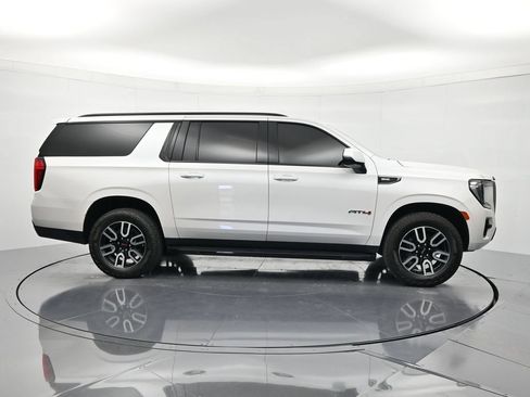 Used 2024 GMC Yukon XL AT4 AWD/4WD image 4