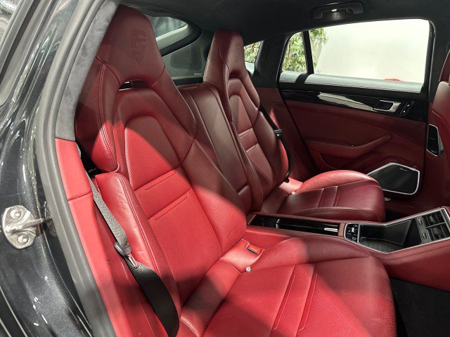 Used 2017 Porsche Panamera 4S AWD/4WD image 46