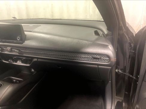 Used 2025 Honda HR-V Sport image 13