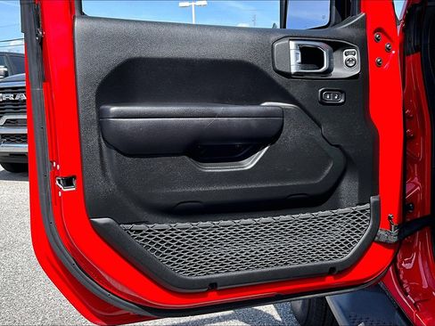 Used 2021 Jeep Wrangler Unlimited Sport image 19