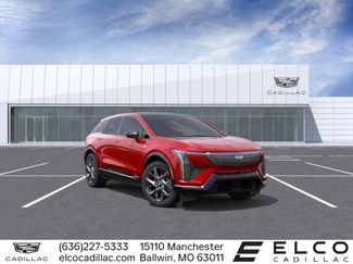 New 2025 Cadillac Optiq Luxury 1 image 1
