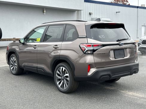 New 2025 Subaru Forester Touring image 3