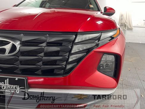 Used 2022 Hyundai Tucson SEL w/ Convenience Package FWD image 12