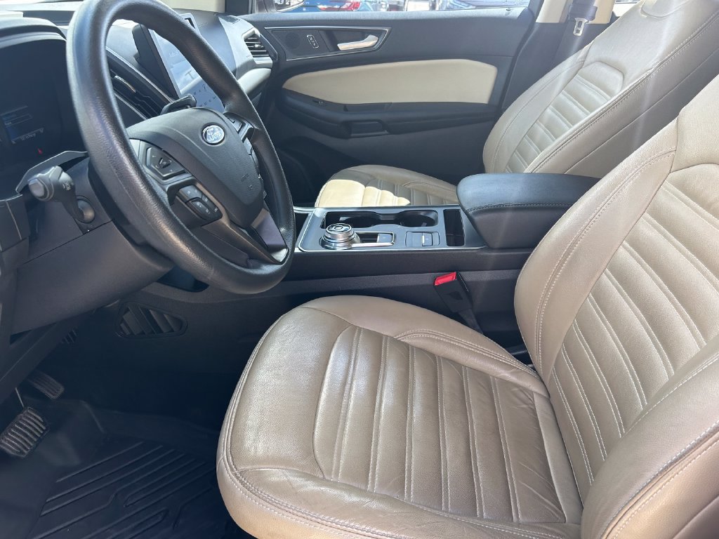 Used 2022 Ford Edge SE w/ Black Appearance Package AWD/4WD image 11