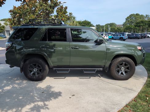 Used 2021 Toyota 4Runner Trail Special Edition RWD image 11