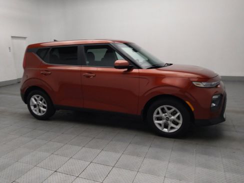 Used 2022 Kia Soul LX w/ Technology Package image 11