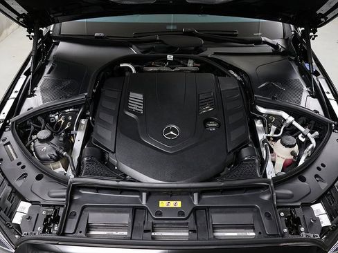 Certified 2025 Mercedes-Benz S 580 S 580 image 38