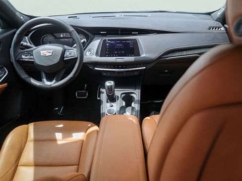 Used 2019 Cadillac XT4 Sport FWD image 29