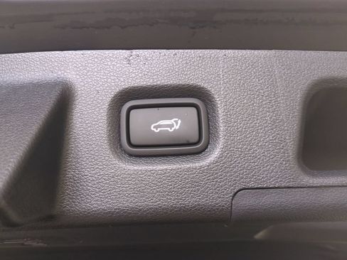 Used 2023 Hyundai Santa Fe SEL FWD image 15