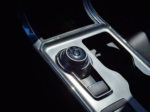 Certified 2023 Ford Edge Titanium image 15