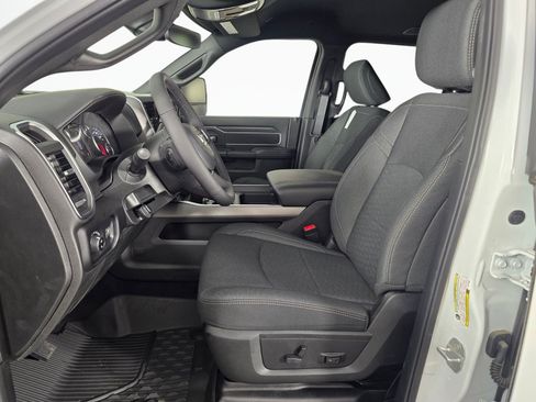 New 2026 RAM 3500 Big Horn AWD/4WD image 20