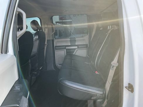 Used 2019 Ford F250 XLT w/ FX4 Off-Road Package image 14