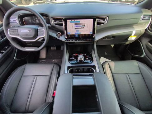 New 2026 Jeep Grand Wagoneer 4WD image 15