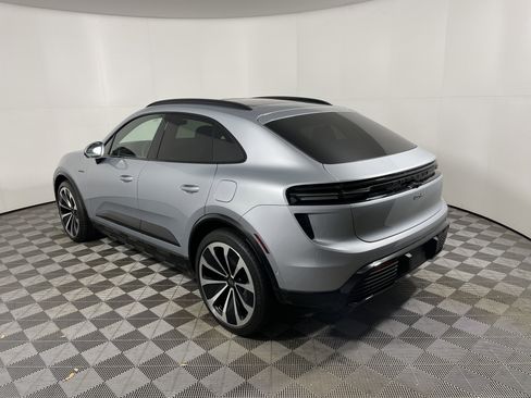 Used 2024 Porsche Macan Turbo Electric AWD/4WD image 3