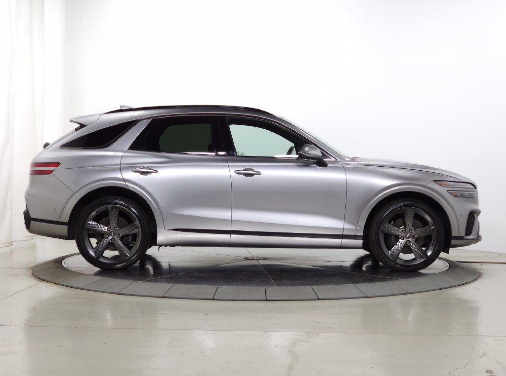 Used 2024 Genesis GV70 2.5T w/ Sport Prestige Package AWD/4WD image 13