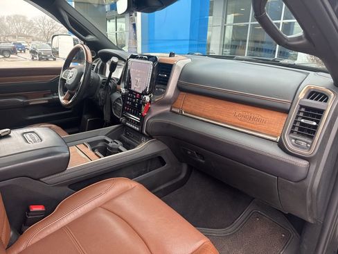 Used 2019 RAM 3500 Limited image 11