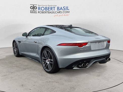 Used 2015 Jaguar F-TYPE R image 3