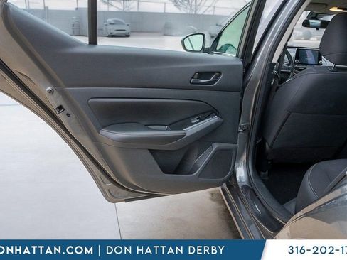 Used 2023 Nissan Altima 2.5 SV image 19