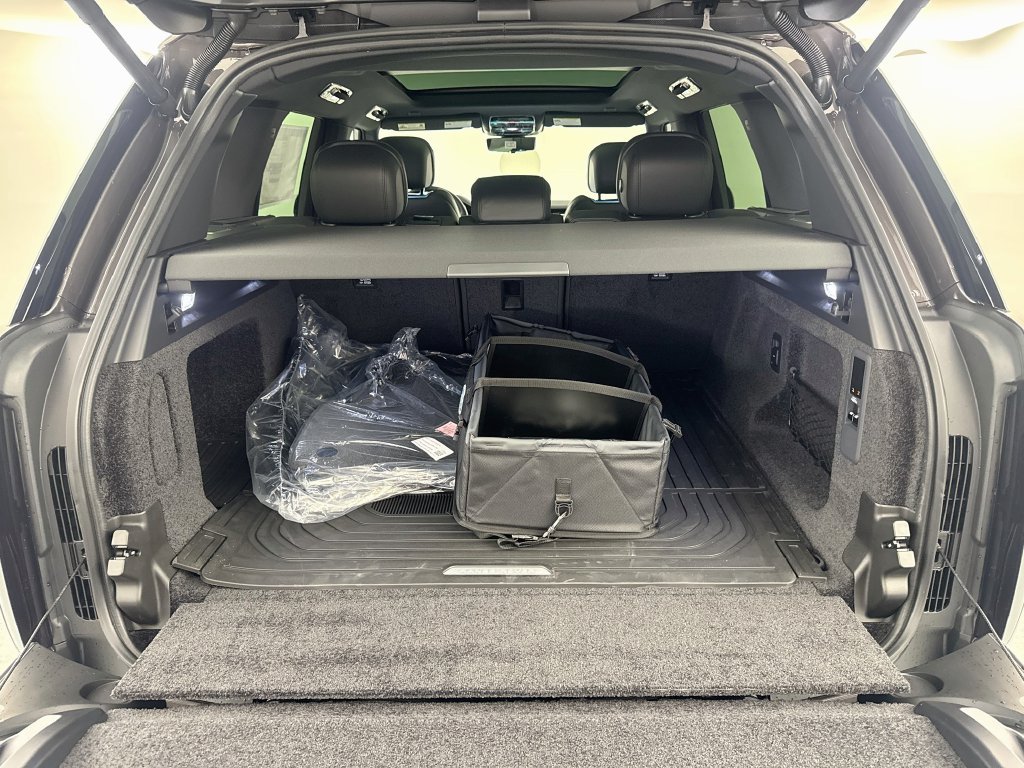 New 2026 Land Rover Range Rover SE AWD/4WD image 27