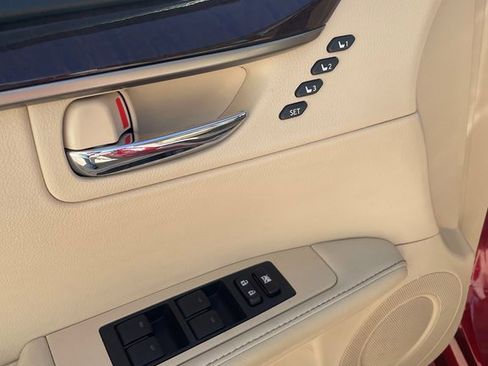 Used 2013 Lexus ES 350 image 6