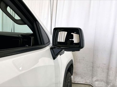 Used 2024 GMC Sierra 1500 Elevation w/ Elevation Premium Package image 11