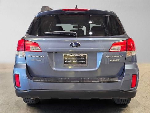 Used 2013 Subaru Outback 2.5i Limited w/ Moonroof Pkg AWD/4WD image 4