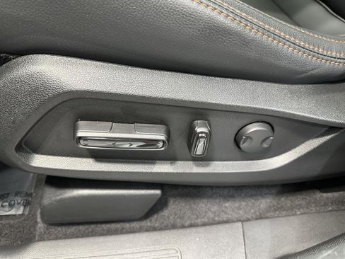 Certified 2025 Honda Pilot TrailSport image 17