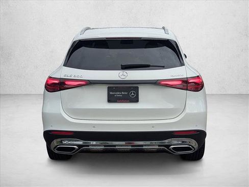 Used 2026 Mercedes-Benz GLC 300 4MATIC image 7