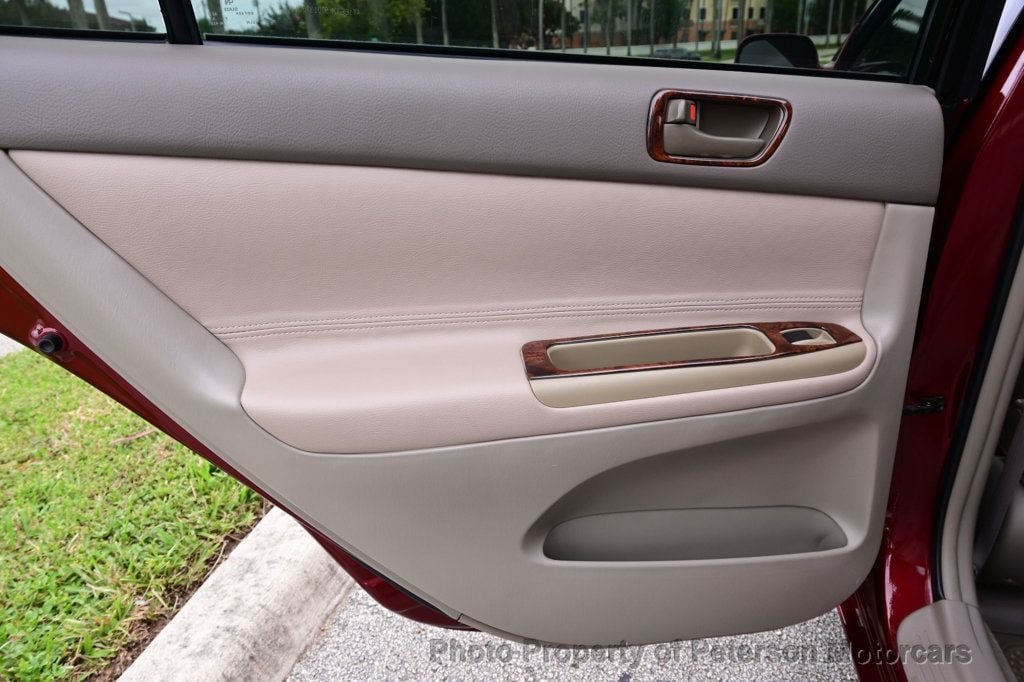 Used 2003 Toyota Camry LE FWD image 41