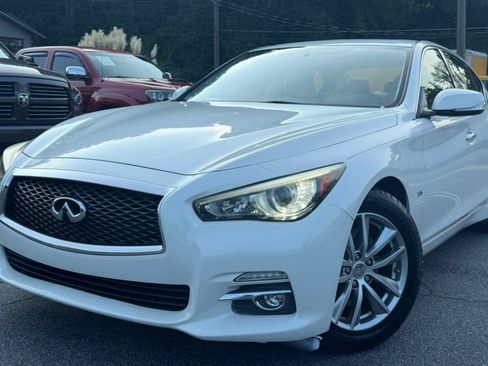 Used 2017 INFINITI Q50 3.0t Premium RWD image 4
