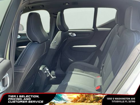 Used 2023 Volvo XC40 Recharge Ultimate AWD/4WD image 19