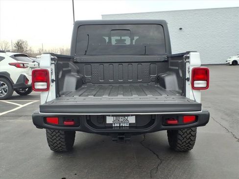 Used 2023 Jeep Gladiator Rubicon w/ Cold Weather Group image 28