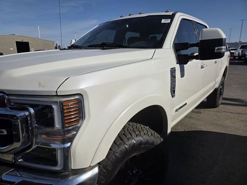 Used 2020 Ford F250 Lariat w/ Tremor Off-Road Package AWD/4WD image 4