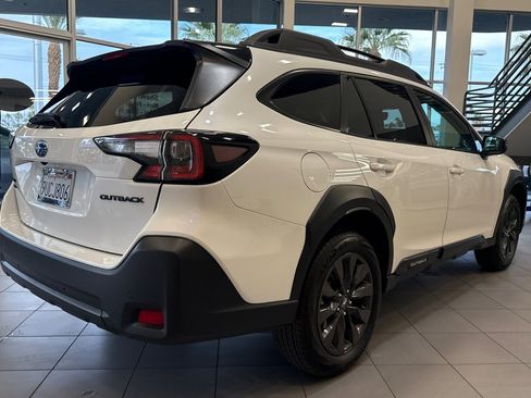 Certified 2025 Subaru Outback Onyx Edition image 5